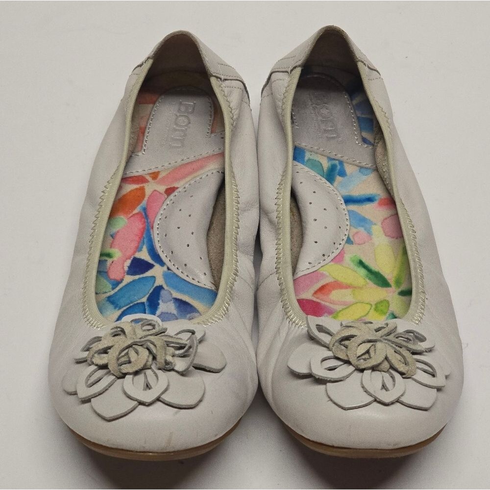 Born Women's Light Gray Julianne Floral Ballet Flats Women's Size 9